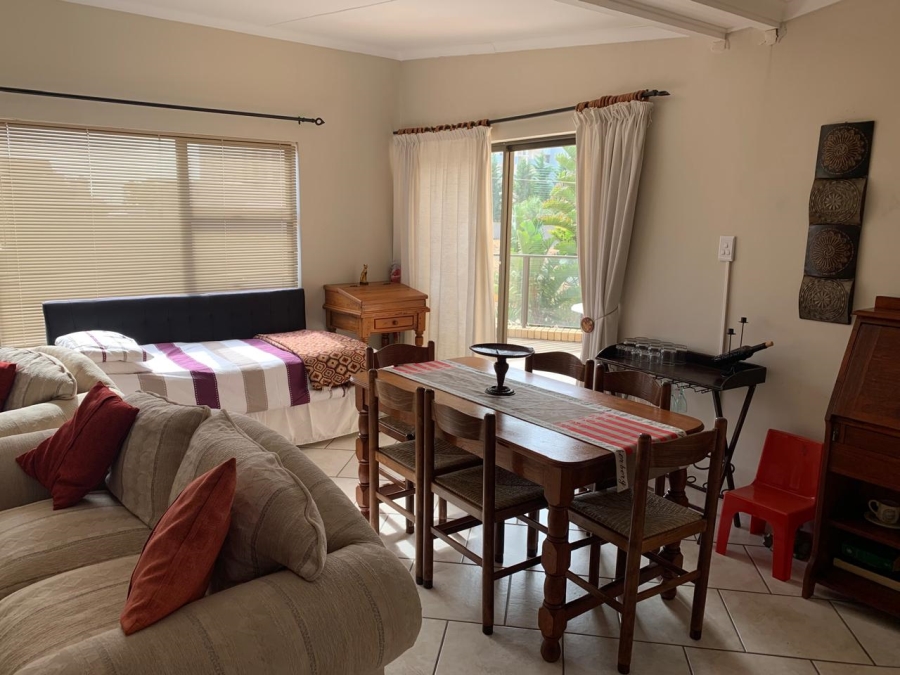 To Let 5 Bedroom Property for Rent in Diaz Beach Western Cape